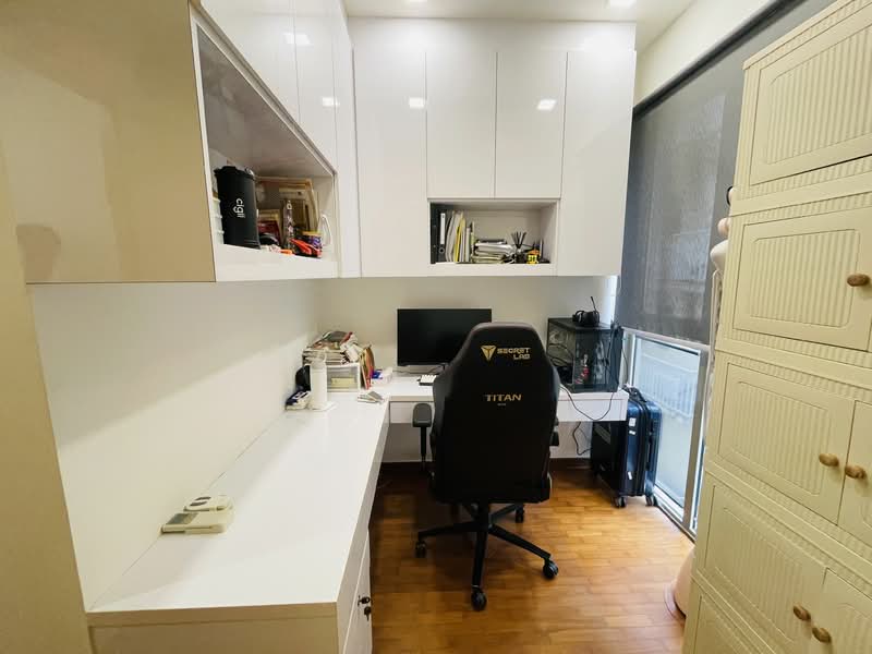 Sea Horizon Executive Condominium For Sale at S 1,899,888