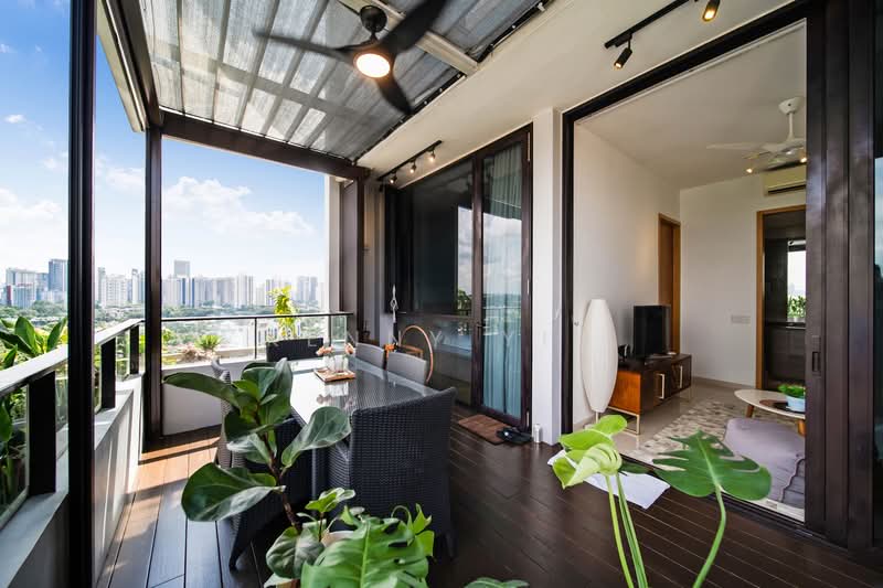 The Crest, 105 Prince Charles Crescent, 2 Bedrooms, 775 sqft, Condominium For Sale, by Kenny Yiu, 25383089 - PropertyGuru.com.sg