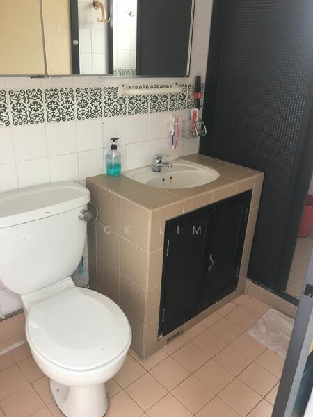 For Rent - 230 Pasir Ris Street 21