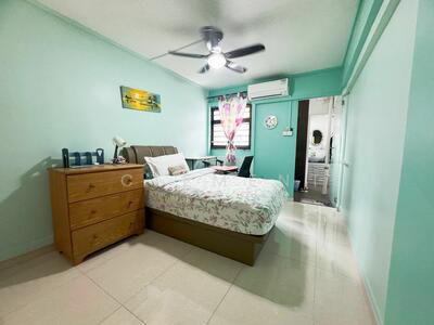 For Rent - 5 Dover Crescent