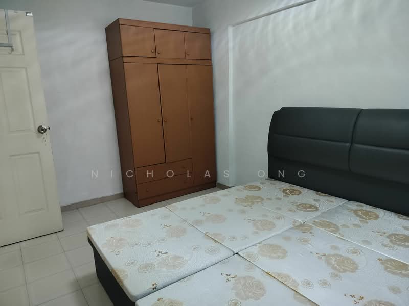 215 Bukit Batok Street 21, 215 Bukit Batok Street 21, 2 Bedrooms, 723 sqft, HDB Flat For Rent, by Nicholas Ong, 25383964 - PropertyGuru.com.sg