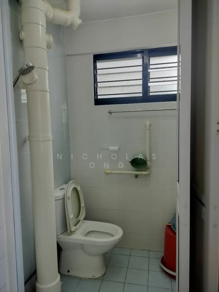 215 Bukit Batok Street 21, 215 Bukit Batok Street 21, 2 Bedrooms, 723 sqft, HDB Flat For Rent, by Nicholas Ong, 25383964 - PropertyGuru.com.sg