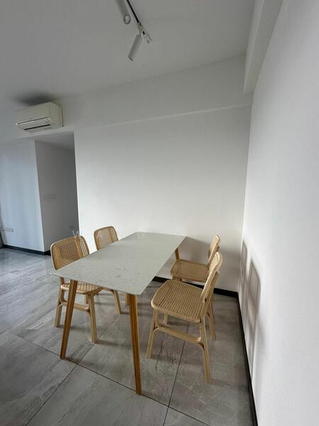 Lake Grande, 8 Jurong Lake Link, 3 Bedrooms, 818 sqft, Condominium For Rent, by Wang Xing, 25384251 - PropertyGuru.com.sg