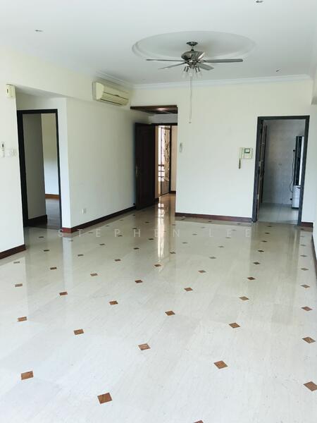 Spacious Dining and living room