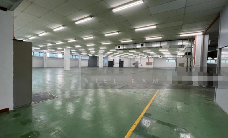 Buy factory warehouse office land 2k-600k sqf, Buy undervalued low psf above Warehouse factory, 100,000 sqft, Factory / Workshop (B2) For Sale, by Daniel Kam 甘囯財, 25384399 - CommercialGuru.com.sg