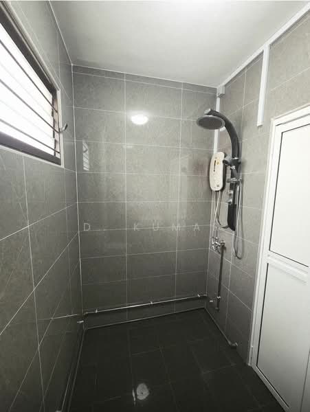 305 Tampines Street 32, 305 Tampines Street 32, 3 Bedrooms, 1,356 sqft, HDB Flat For Rent, by D. Kumar, 25384410 - Ensuite - PropertyGuru.com.sg