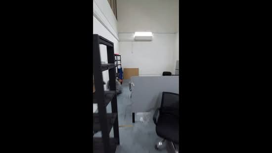 Pioneer Point, 5 Soon Lee Street, 500 sqft, Factory / Workshop (B2) For Rent, by Sheryl Chionh 蒋慧珍, 25384604 - Pioneer Point (Ground Floor Half Unit) - CommercialGuru.com.sg