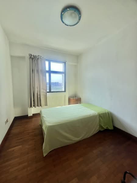 Eastvale, 33 Pasir Ris Drive 3, 3 Bedrooms, 1,194 sqft, Condominium For Rent, by Josephine Lim J R 林婕容 (区域分行董事 ), 25385412 - PropertyGuru.com.sg