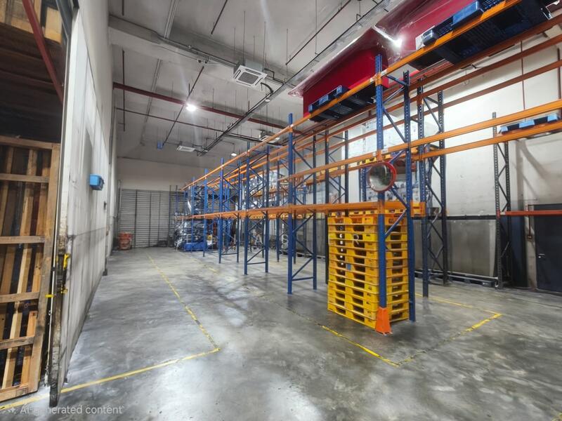 Pasir Panjang Industrial Warehouse, , 1,450 sqft, Light Industrial (B1) For Rent, by Elias Er, 25385807 - CommercialGuru.com.sg