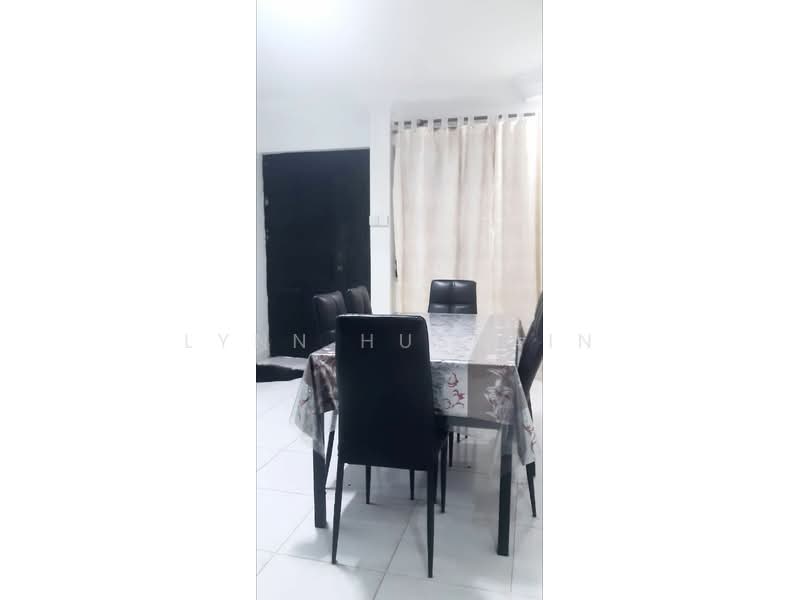 746 Woodlands Circle, 746 Woodlands Circle, 3 Bedrooms, 1,001 sqft, HDB Flat For Sale, by Lynn Hussain, 25386781 - PropertyGuru.com.sg