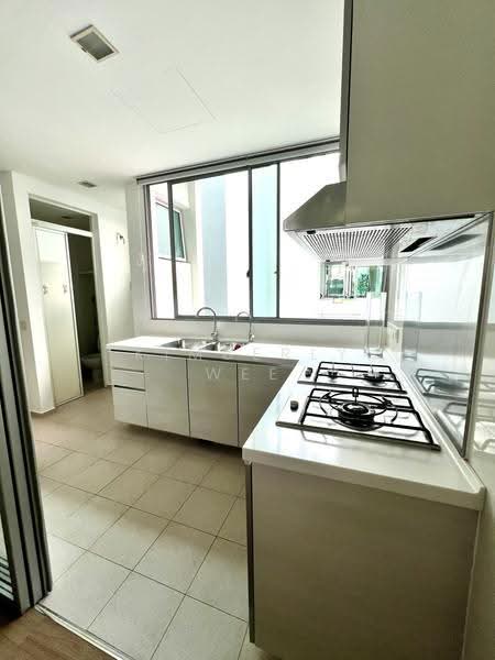 Botannia, 29 West Coast Park, Buona Vista / West Coast / Clementi New Town, 3 Bedrooms, 1,184 sqft, Condominium For Rent, by Kimberly Wee, 25386815 - PropertyGuru.com.sg