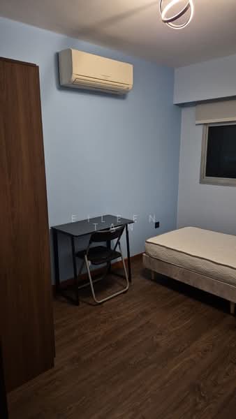 For Rent - 636A Senja Parc View