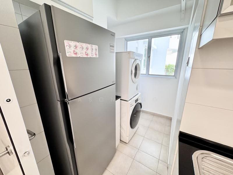 Cote D'Azur, 62 Marine Parade Road, East Coast / Marine Parade, 3 Bedrooms, 1,389 sqft, Condominium For Rent, by Jason Ang, 25387008 - Kitchen area - PropertyGuru.com.sg