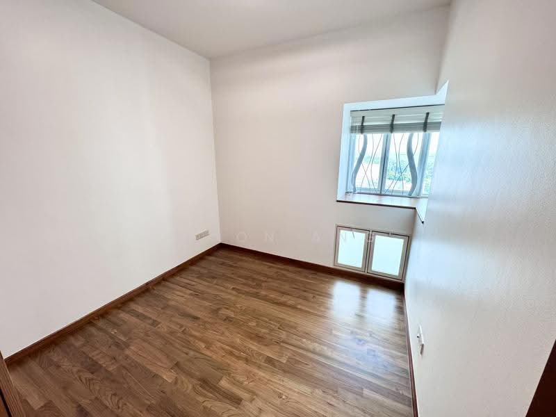 Cote D'Azur, 62 Marine Parade Road, East Coast / Marine Parade, 3 Bedrooms, 1,389 sqft, Condominium For Rent, by Jason Ang, 25387008 - Common bedroom - PropertyGuru.com.sg