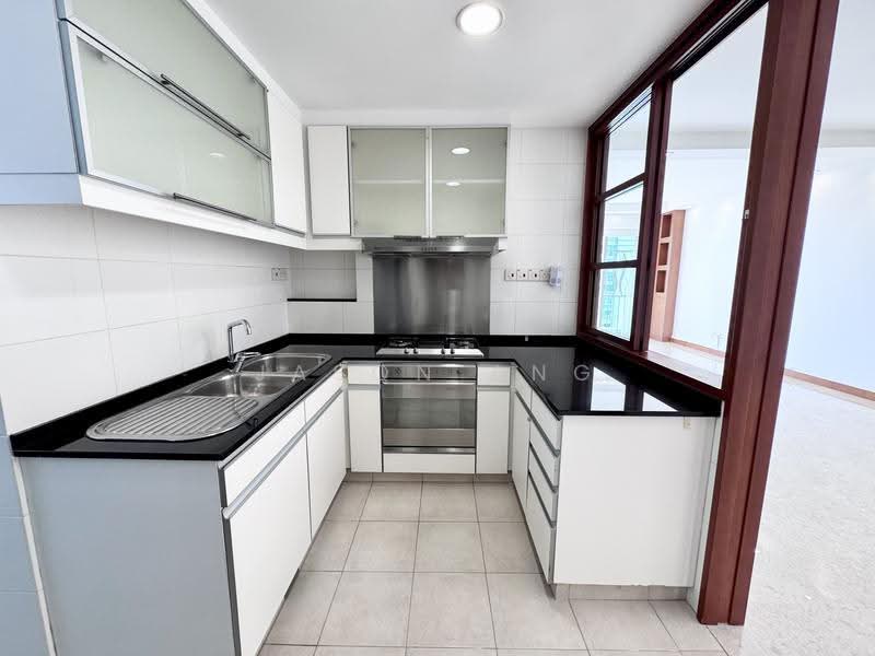 Cote D'Azur, 62 Marine Parade Road, East Coast / Marine Parade, 3 Bedrooms, 1,389 sqft, Condominium For Rent, by Jason Ang, 25387008 - Kitchen area - PropertyGuru.com.sg