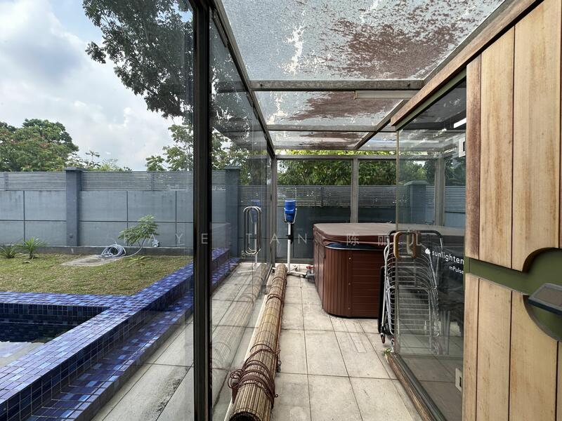 For Sale - Freehold Pool MRT Marble Flooring ,Park 9 Cars, Lorong Chuan MRT