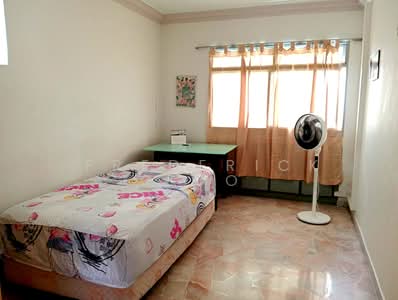 For Rent - 759 Jurong West Street 74