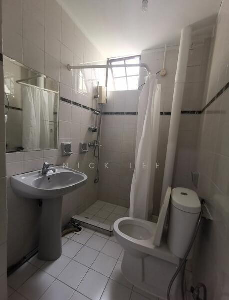 Moro Mansion, 3 Lorong 37 Geylang, Room Rental, 110 sqft, Apartment For Rent, by Nick Lee, 25388496 - PropertyGuru.com.sg