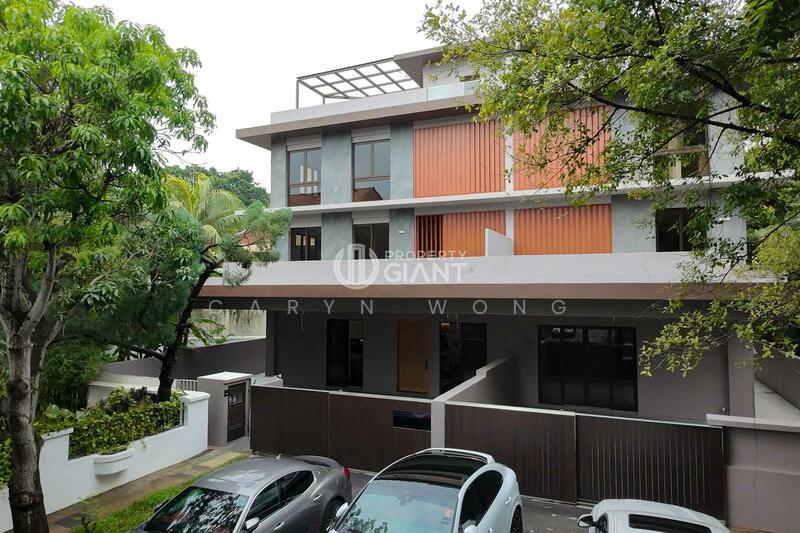 Very Cheap! Brand New Freehold SemiD wth Home Lift! SemiDetached