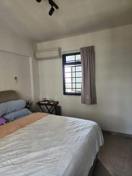 20 Jalan Membina, 20 Jalan Membina, Alexandra / Commonwealth, 3 Bedrooms, 969 sqft, HDB Flat For Rent, by Francis Pang, 25389397 - Bedroom - PropertyGuru.com.sg