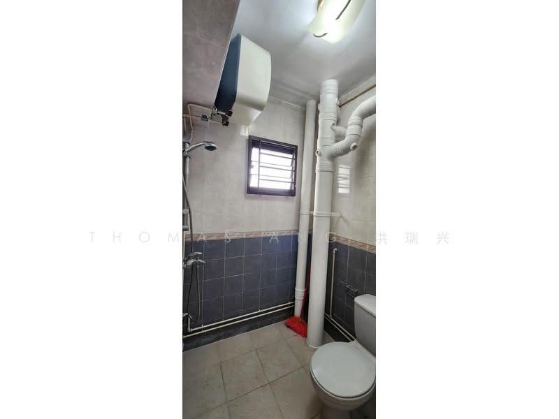 353 Ang Mo Kio Street 32, 353 Ang Mo Kio Street 32, Ang Mo Kio / Bishan / Thomson, 2 Bedrooms, 968 sqft, HDB Flat For Rent, by Thomas Ang, 25389686 - PropertyGuru.com.sg