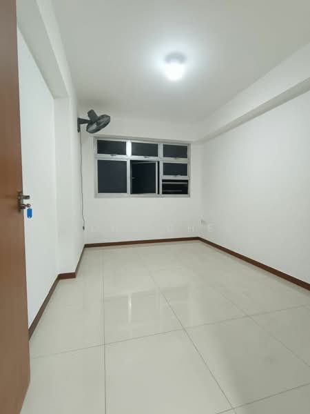 442C Bukit Batok West Avenue 8, 442C Bukit Batok West Avenue 8, 3 Bedrooms, 990 sqft, HDB Flat For Rent, by Mona Chen, 25389849 - PropertyGuru.com.sg