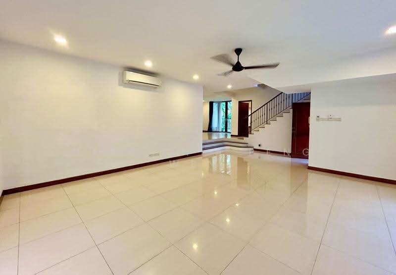 Spacious Detached with Bountiful Garden and In-Ground Pool @ D28, Mins Drive to Serangoon Gardens, Hougang / Punggol / Sengkang, 5 Bedrooms, 6,000 sqft, Detached House For Rent, by Marc Chia Peng Wen, 25389879 - PropertyGuru.com.sg