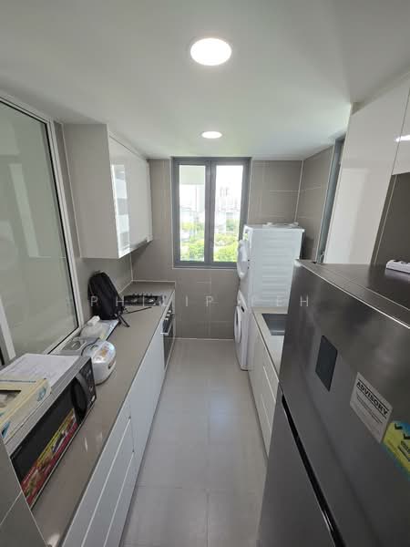 Hundred Trees, 89 West Coast Drive, 2 Bedrooms, 915 sqft, Condominium For Rent, by Philip Peh, 25390174 - PropertyGuru.com.sg