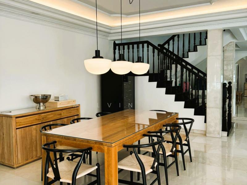⭐PRICE DOWN⭐FREEHOLD Bungalow @ $15XXpsf only✅Renovate, A&A or Rebuild... YOUR Choice, ❤️Face East⚡12M Frontage⚡8 Cars⚡PCN❤️, East Coast / Marine Parade, 5 Bedrooms, 5,300 sqft, Semi-Detached House For Sale, by Melvin Ng, 25390455 - PropertyGuru.com.sg