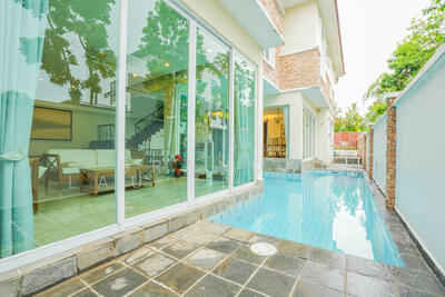 For Sale - D20 Upper Thomson Modern 3 Storey Semi-D with Pool 1km to CHIJ St Nicks