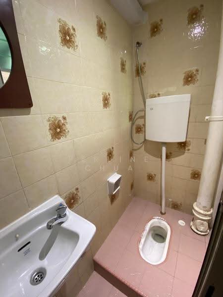 Chancery Court, 36H Dunearn Road, Newton / Novena, 4 Bedrooms, 2,271 sqft, Condominium For Rent, by Perline Chua, 25390749 - Bathroom - PropertyGuru.com.sg