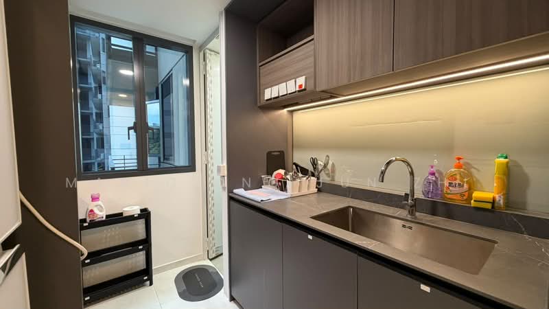 One-North Eden, 8 Slim Barracks Rise, Room Rental, 100 sqft, Condominium For Rent, by Mario Ong Jun Zhi, 25390818 - PropertyGuru.com.sg