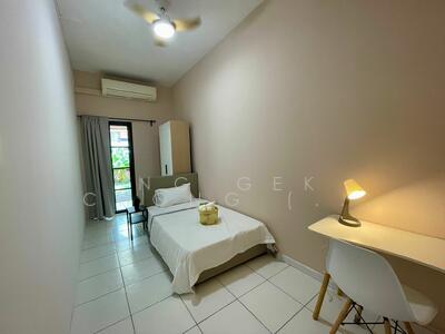 For Rent - Common Bedroom near NTU & Pioneer MRT