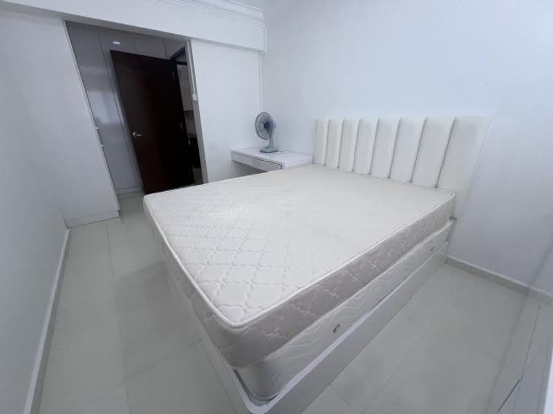 335B Smith Street, 335B Smith Street, Boat Quay / Raffles Place / Marina, 3 Bedrooms, 1,076 sqft, HDB Flat For Rent, by Ben Lee, 25391843 - PropertyGuru.com.sg