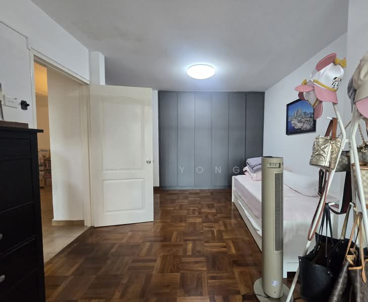 336 River Valley, 336 River Valley Road, 2 Bedrooms, 1,561 sqft, Apartment For Rent, by Ivy Yong, 25392015 - PropertyGuru.com.sg