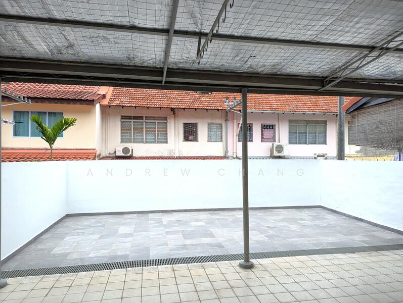 For Rent - Terrace House on Sunshine Terrace