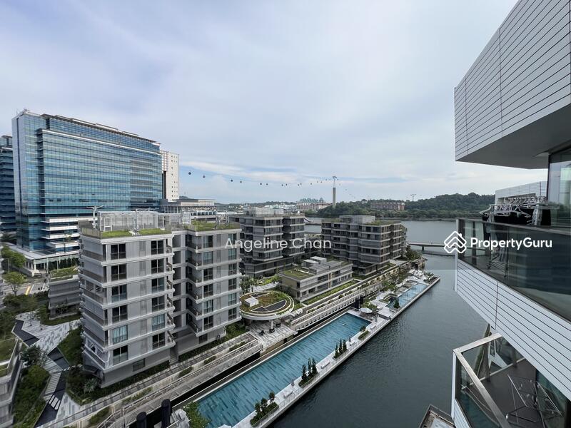 Living Balcony - King's Dock View