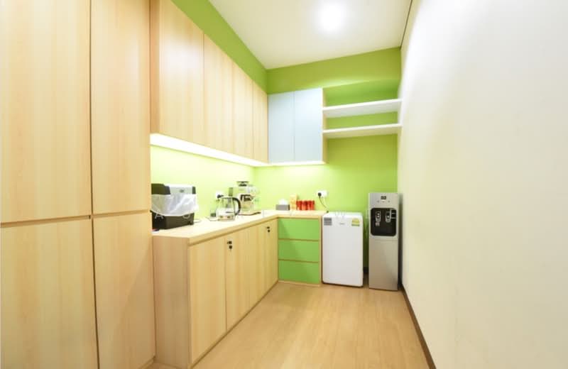 Suntec City Tower, 5 Temasek Boulevard, 2,200 sqft, Office For Rent, by Audrey Wee, 25393120 - CommercialGuru.com.sg