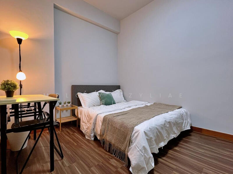 For Rent - Hillview Park