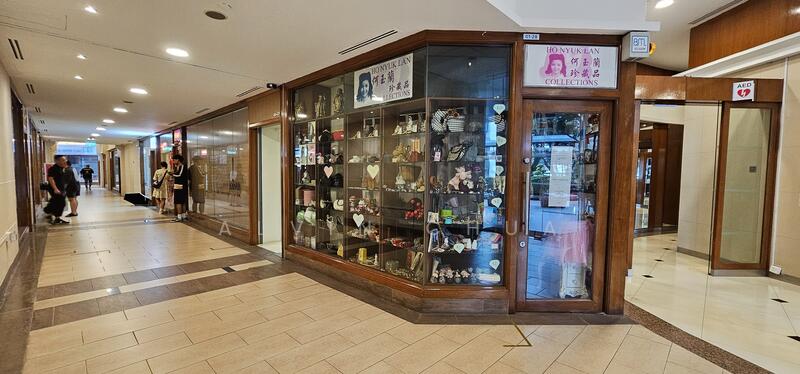 Burlington Square, 175 Bencoolen Street, 409 sqft, Mall Shop For Sale, by Alvin Chua, 25393682 - CommercialGuru.com.sg