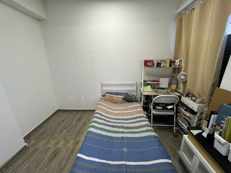 For Rent - 2 Beach Road