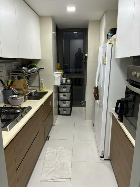 Miltonia Residences, 554 Miltonia Close, 3 Bedrooms, 861 sqft, Condominium For Rent, by Karine Soon, 25393697 - PropertyGuru.com.sg