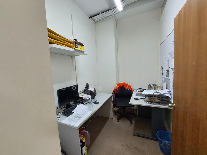 E-Centre @ Redhill, 3791 Jalan Bukit Merah, 1,152 sqft, Light Industrial (B1) For Sale, by Colin Tan, 25394096 - E-Centre (Interior of Unit) - CommercialGuru.com.sg