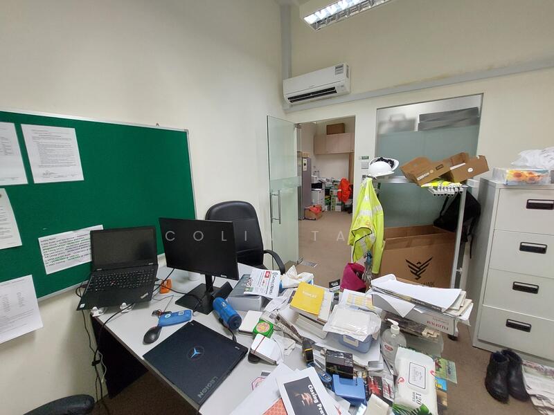 E-Centre @ Redhill, 3791 Jalan Bukit Merah, 1,152 sqft, Light Industrial (B1) For Sale, by Colin Tan, 25394096 - E-Centre (Interior of Unit) - CommercialGuru.com.sg
