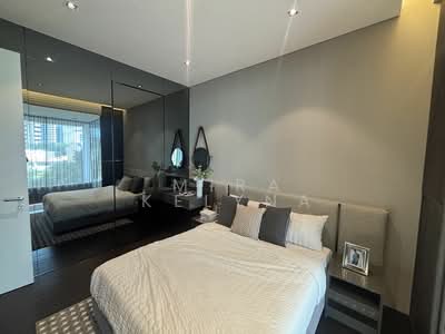 For Rent - Lloyd SixtyFive