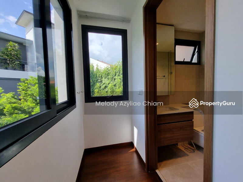 For Sale - Cashew Green