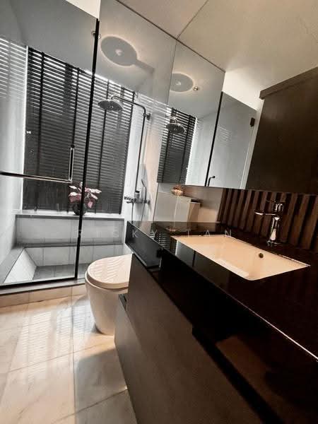 Vida, 5 Peck Hay Road, Orchard / River Valley, 2 Bedrooms, 850 sqft, Condominium For Sale, by Ricky Tan, 25395010 - Bathroom - PropertyGuru.com.sg