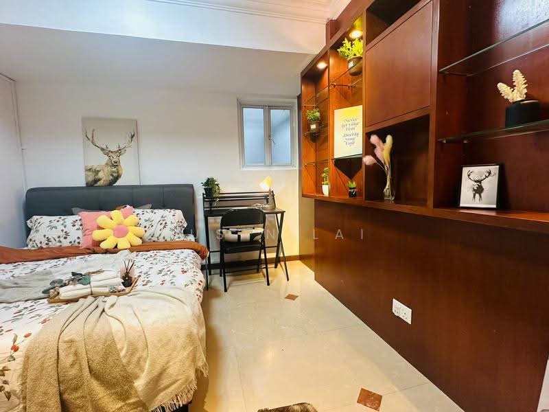 Centrepoint, 176A Orchard Road, Orchard / River Valley, Room Rental, 80 sqft, Apartment For Rent, by Susan Lai, 25395989 - common room $1700 - PropertyGuru.com.sg