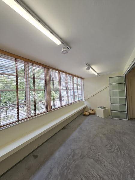 62 Seng Poh Lane, 62 Seng Poh Lane, Alexandra / Commonwealth, 2 Bedrooms, 680 sqft, Walk-up Apartment For Rent, by Jocelyn Chia, 25396006 - PropertyGuru.com.sg