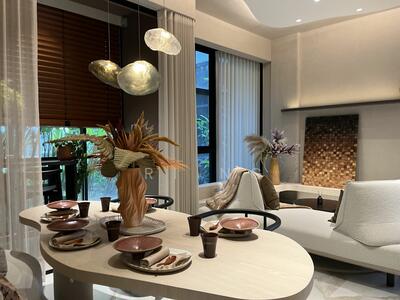 For Sale - The Hillshore